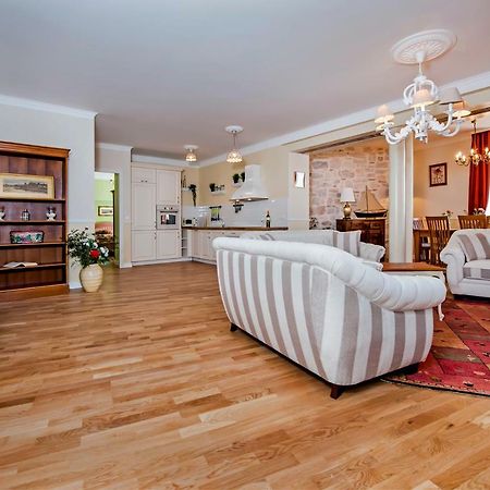 Adriatic Royal Sea View Apartment Rovinj Exterior foto